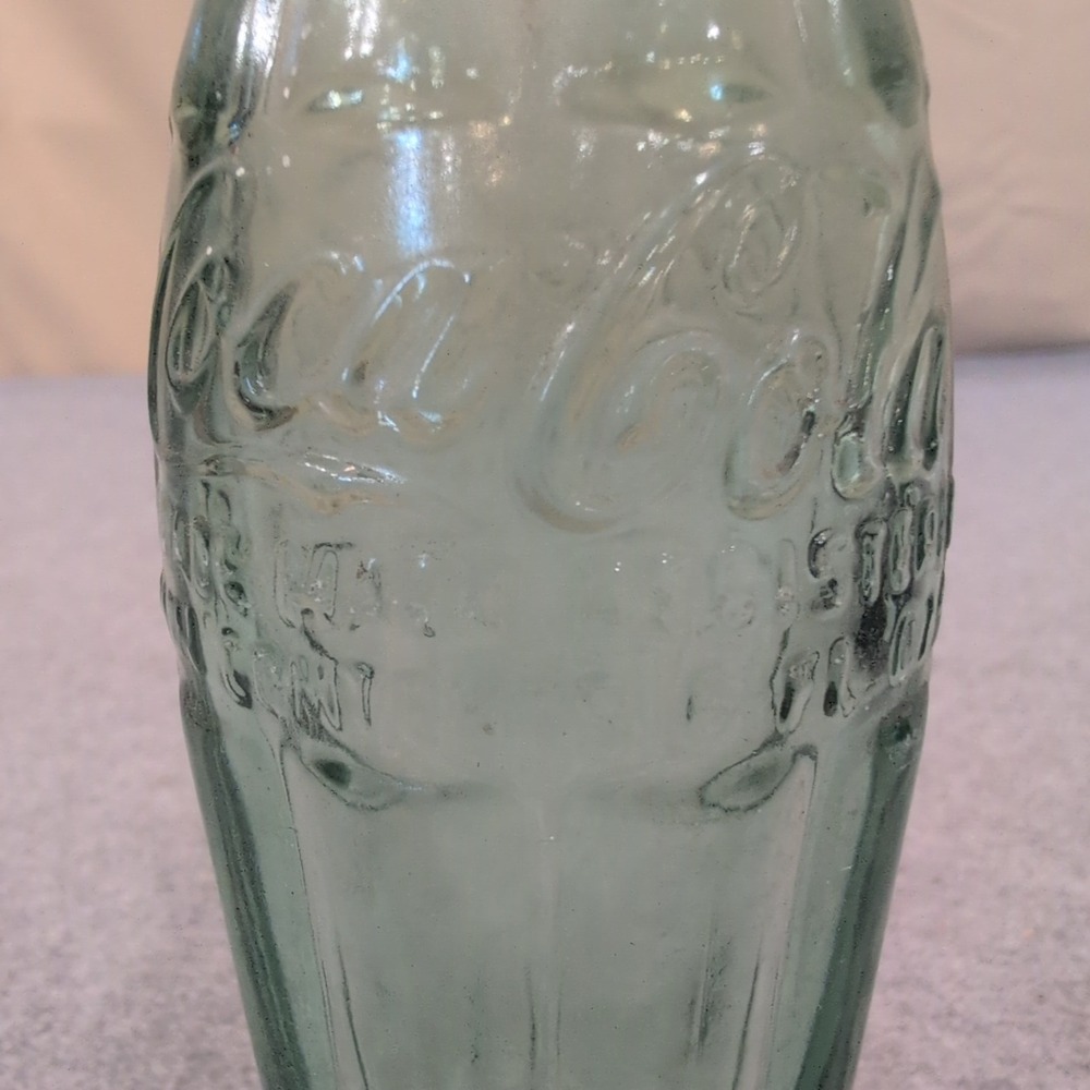 Vintage Coca-Cola Glass Bottle Springfield MO Embossed Hobbleskirt Green Glass - Picture 2 of 3
